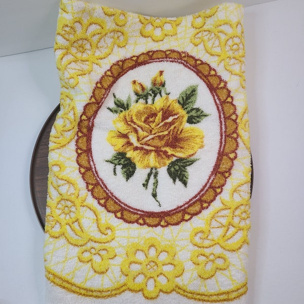 Vintage Cannon Fringed Bath Towel with Yellow Roses, All Cotton, Made Expressly for Towel Decorators, Made in USA, Mid Century Bath Linens