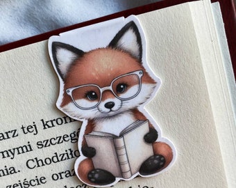 READING FOX - Magnetic Bookmark, Book Accessories, Page Saver, Page Clip, Reading Gifts - Book Lover, fox bookmark, reading animal, cute fox