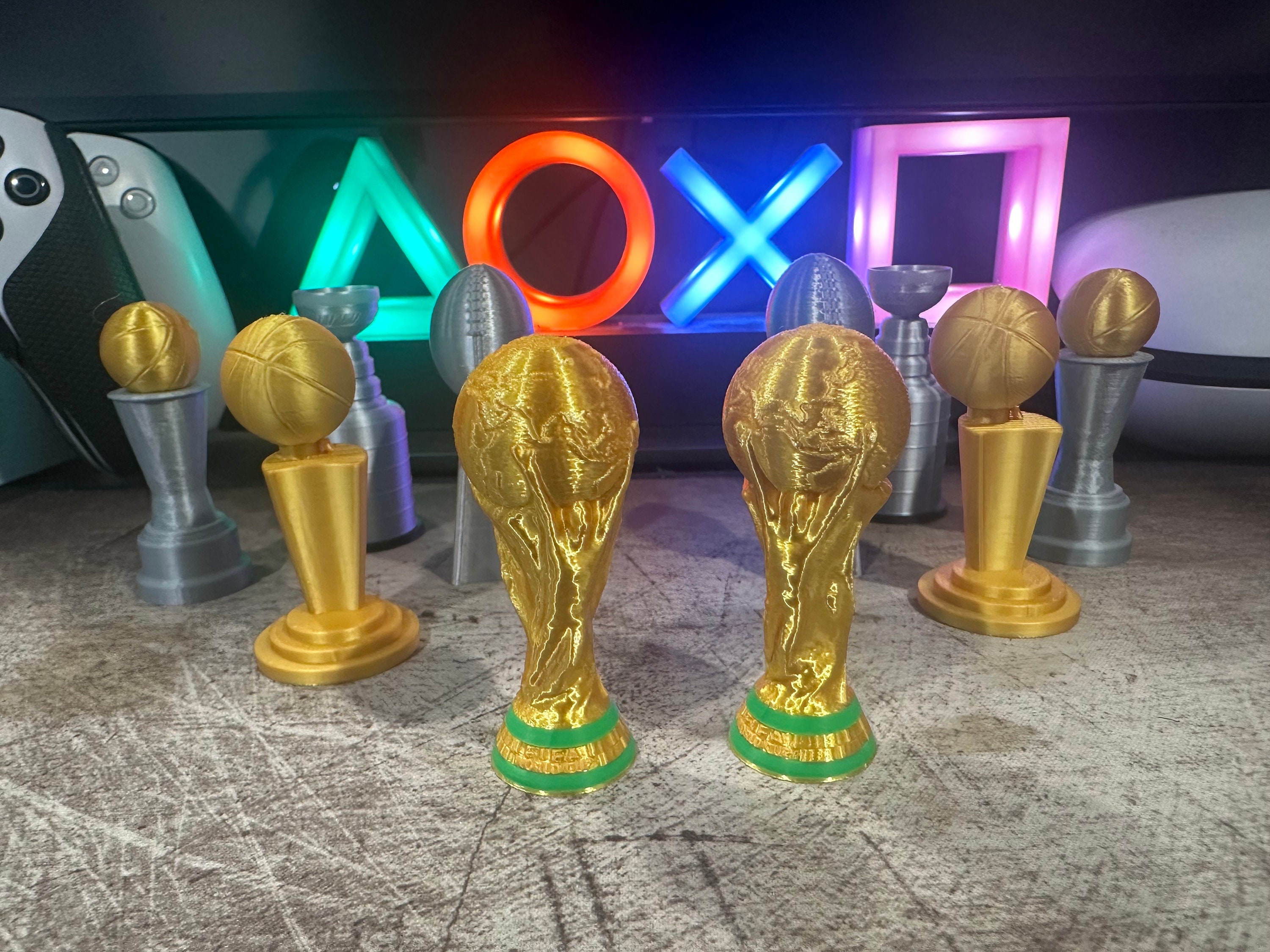 ミニ 3D プリント ワールドカップ トロフィー レプリカ - サッカーの