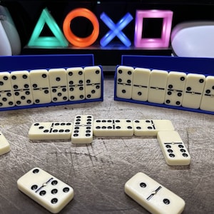 Domino Tile Holder: Game Hand Rack, Set of 4