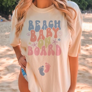 Comfort Colors Beach Pregnancy Announcement Shirt Summer Gender Reveal Tropical Cruise Vacation Maternity t-shirt Nautical Baby Shower tee