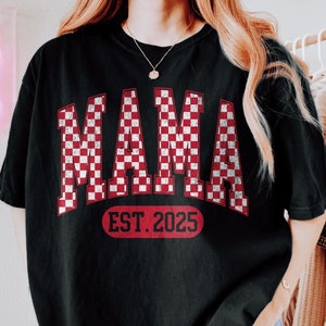 Retro Checkered Valentine Mama Shirt, Valentine Pregnancy Announcement Shirt, Gift for Expecting Mom, Valentine&#39;s Day Maternity Tee
