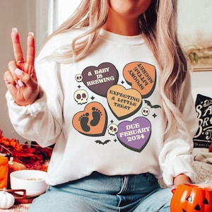 Custom Halloween Pregnancy Announcement Sweatshirt Fall Pregnancy Hoodie Baby is Brewing Sweater Gift for Expecting Halloween Maternity Top