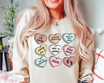 Faire-part de grossesse pour la Saint-Valentin sweat-shirt enceinte bonbon coeurs Saint-Valentin pull de maternité février sexe révèlent cadeau pour femme enceinte