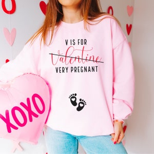 Valentines Day Pregnancy Announcement Sweatshirt, Pregnant Valentine Maternity Sweater, February Gender Reveal Gift for Expecting Light Pink