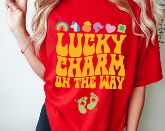 St Patrick's Pregnancy Announcement Saint Paddy Baby Reveal Comfort Colors Shirt Gift for Expecting, St Patrick Lucky Charm Maternity Tee