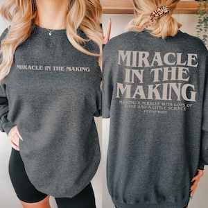 Sweat personnalisé FIV faisant un miracle, cadeau de jour de transfert de pull ondes positives de FIV pour femme, cadeau de récupération d'oeufs porte-bonheur pour TTC