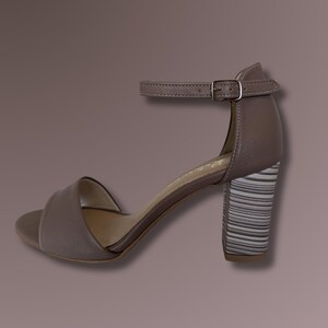 Chic Taupe Open Toe Sandals with Unique Striped Block Heel – Women’s Summer Heels With Arch Support Women&#39;s Pumps