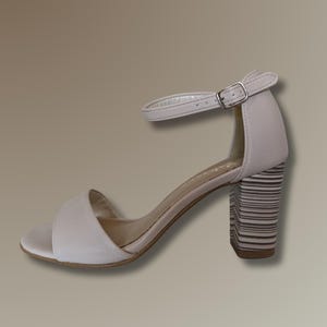 Elegant Cream Open Toe Sandals with Striped Block Heel – Women’s Summer Heels with Arch Support