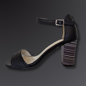 Elegant Black Open Toe Sandals with Striped Block Heel – Women’s Summer Heels with Arch Support