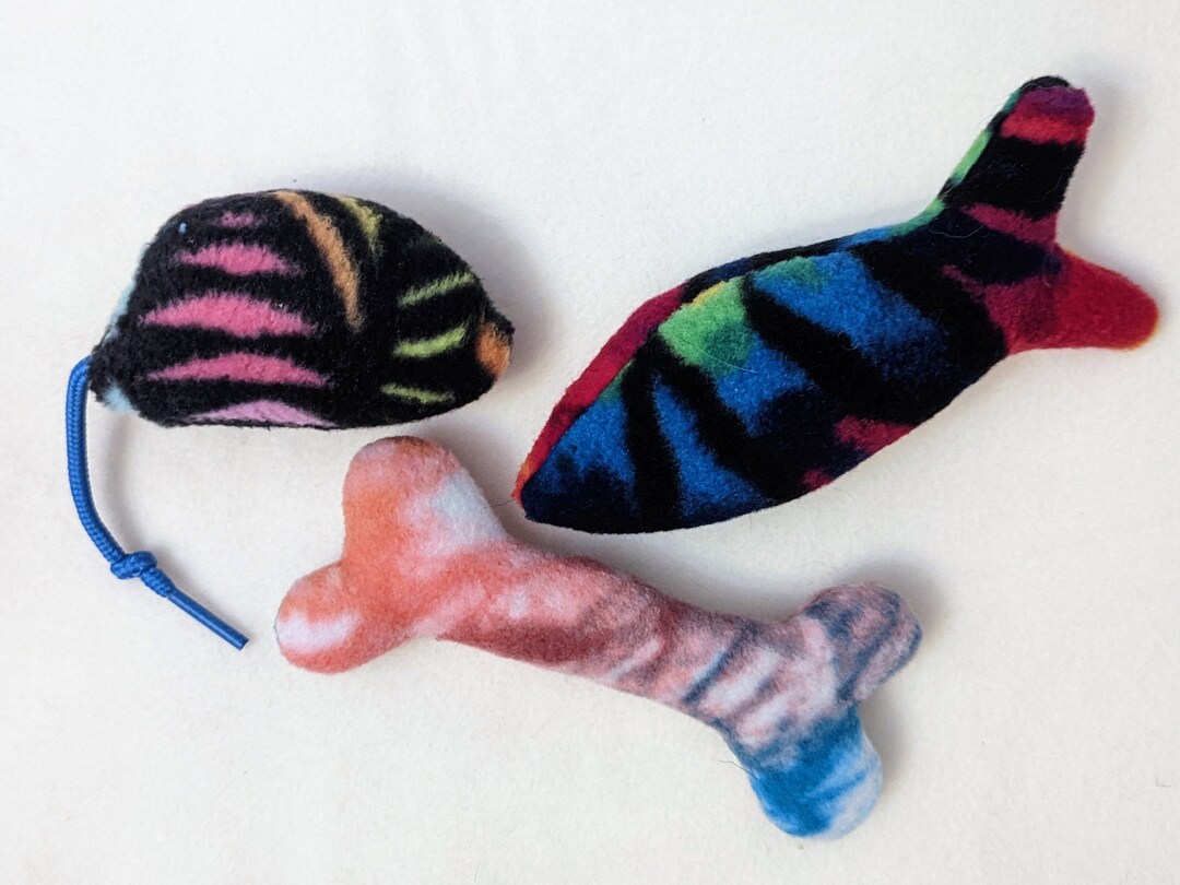Multipack Assorted Fleece Toy - Mouse, Fish, Bone, Circle, and Moon ...
