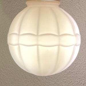 Antique Art Deco pendant light in light pink opaline glass from 1920/30&#39;s (lamp shade only)