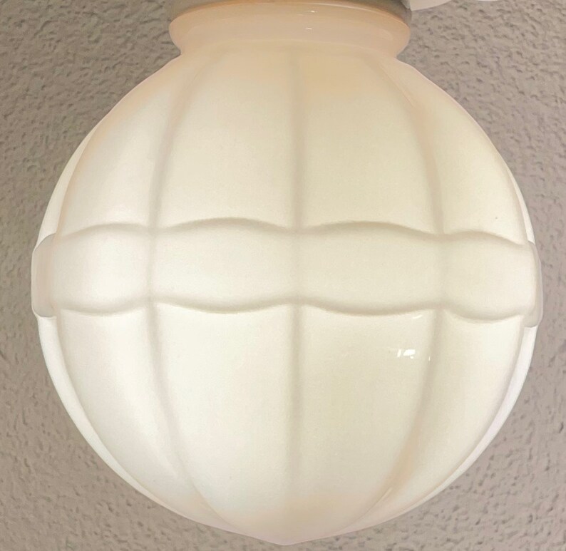 Antique Art Deco Pendant Light in Light Pink Opaline Glass From 1920/30
