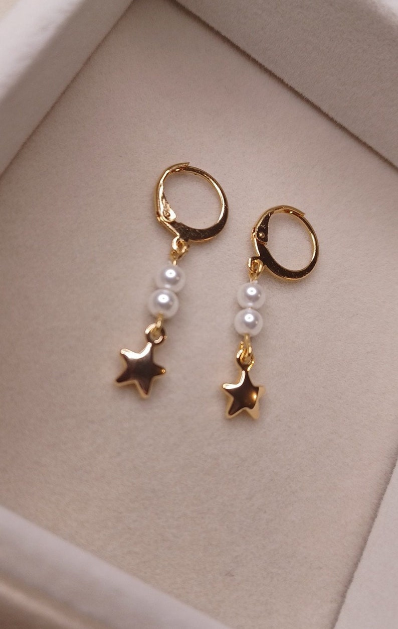 The Star Pearl Earrings main image 1