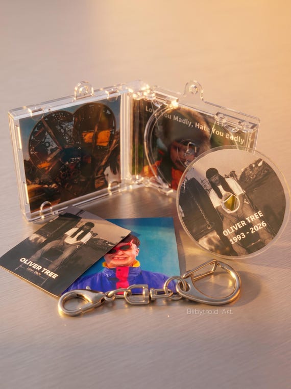 Oliver Tree Interactive NFC Mini CD Keychain, Retro Hits Clips