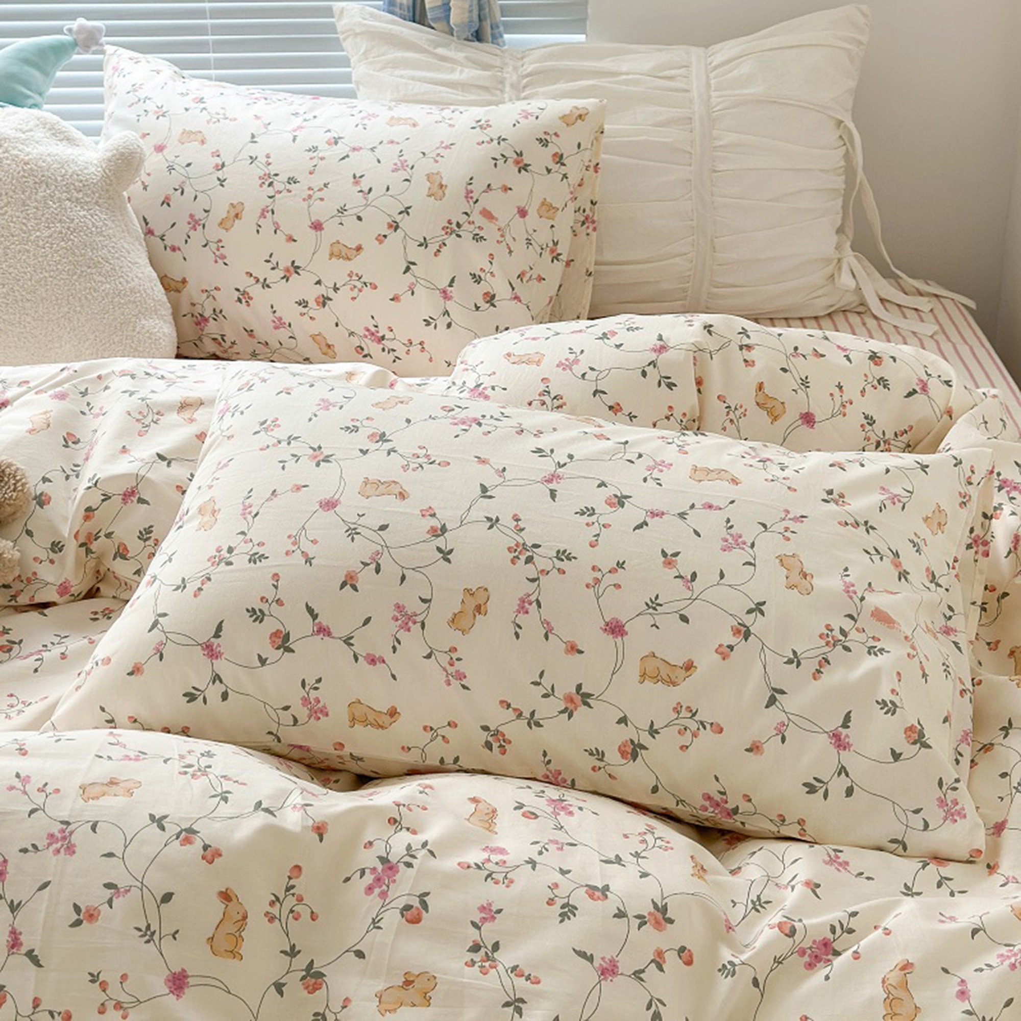 Retro Floral Rabbit Bedding, Pink Floral Bedding, Coquette Bedding ...