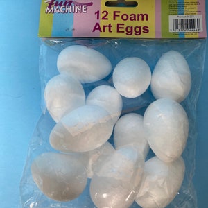 Paquete de 12 huevos de poliestireno expandido de color blanco para manualidades, decoración de coronas, manualidades de Pascua