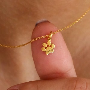 Personalized Paw Print Name Necklace, Minimalist 14K Gold Paw Necklace, Pet Memorial Gift, Minimalist Necklace, Pet Lover Jewelry For Women