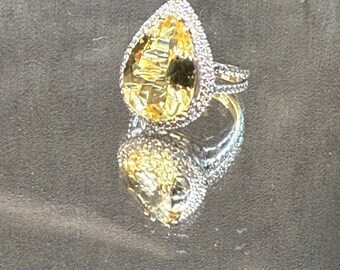 Yellow citrine ring