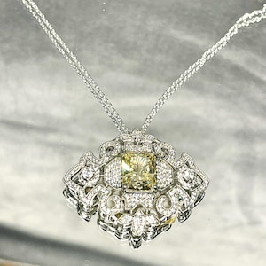 fancy yellow necklace