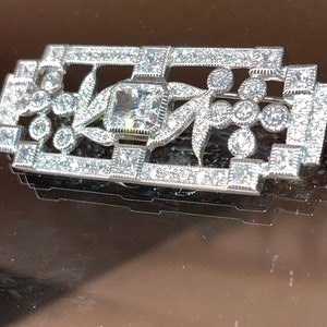 ArtDeco style pin-Brooch