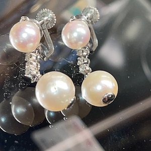 14k white gold,Pearl and diamonds earrings-original estate jewelry.