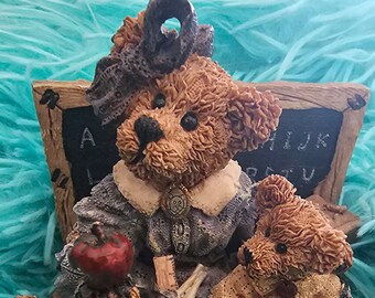 1994 Figura de Boyds Bears "Miss Bruin y Bailey" La lección "