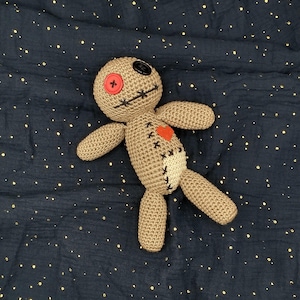 Poupée Vaudou inspirée de Phasmophobia - 15 cm