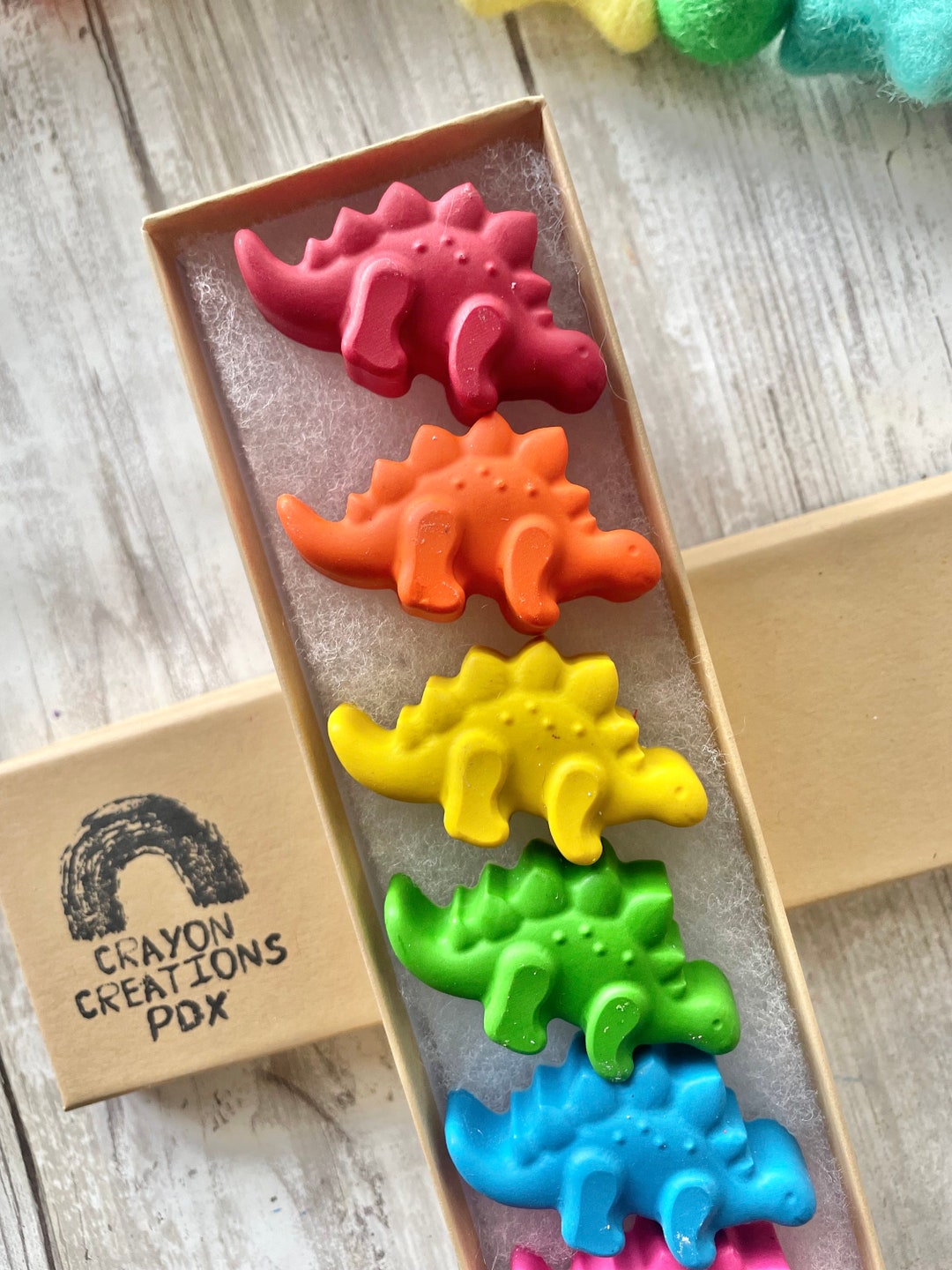 Kid Made Modern Set Of 3 Dino Crayons main image 1