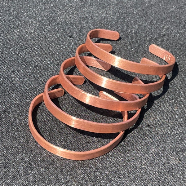 100% Pure Copper Bracelet.Can be Personalized. Hand Made. For Positive Energy , anti- ageing and more. Minimal Desing. Bio Energy.