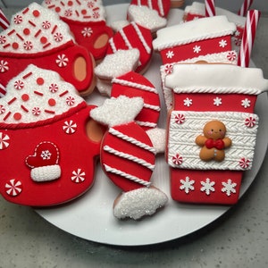 Fake Hot Cocoa Cookies | Fake Gingerbread Latte Cookie | Fake Peppermint Candy Cookie | Fake Christmas Cookies | Faux Hot Cocoa Cookies