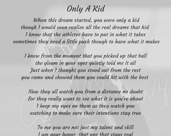 Pode incluir: Uma imagem em preto e branco de um poema sobre a jornada de um jogador de futebol. O poema diz "Only A Kid" e fala sobre os sonhos do atleta e o apoio de sua mãe.