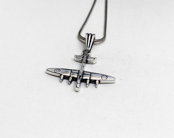 Airplane Men Necklace, Combat Aircraft Pendant, Silver Fly Airplane Pendant, Pilot Gift, Travel Pendant, Plane Necklace, Gift for Men Women