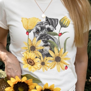 Dwergschnauzer verstopt in de zonnebloemen met lieveheersbeestjes tshirt cadeau voor hondenliefhebbers