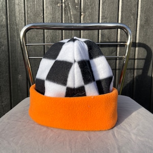 Skater beanie (checkered)