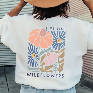 Blommig sweatshirt med boho vildblomstryck, mysig unisextröja