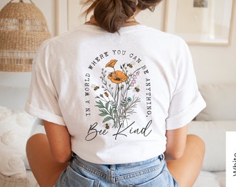 Bee Kind T-Shirt mit Blumen, Vintage Backprint Shirt, süßes Blumen T-Shirt, Shirt Damen mit Be Kind Spruch, Boho Blumen, Rückenprint T-Shirt