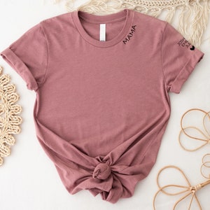 Personalisiertes Mama Shirt, T-Shirt mit süßem Mama Print und Kindernamen, Muttertagsgeschenk, Geschenk für Mütter, Geschenk für Neumamas Heather Mauve