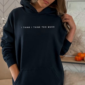 Minimalistisk Breathe Back Print Hoodie, Överdimensionerad Mental Health Sweatshirt, Overthinker-tröja bild 3