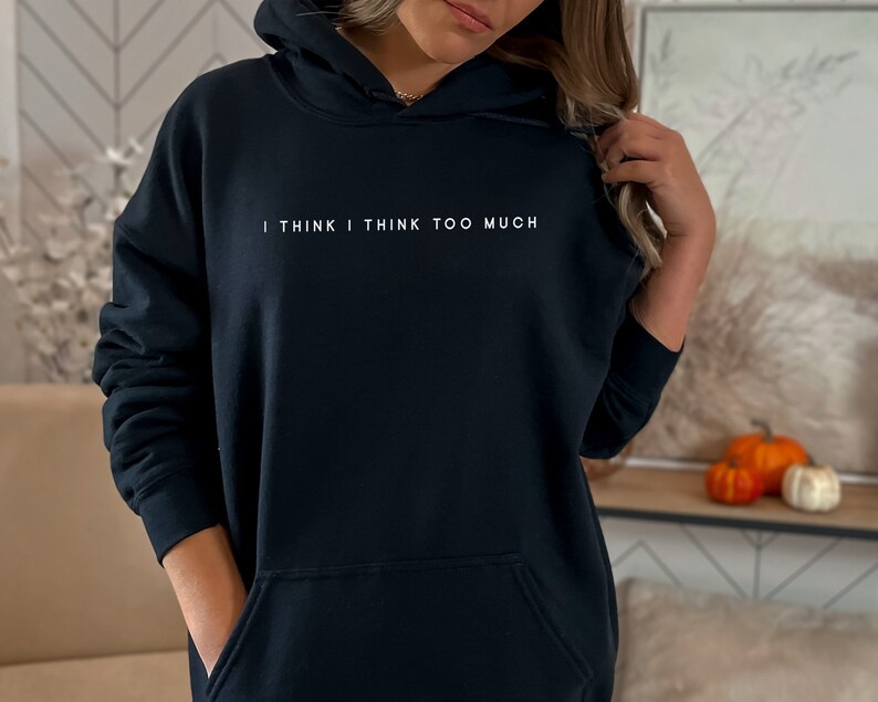 Minimalistisk Breathe Back Print Hoodie, Överdimensionerad Mental Health Sweatshirt, Overthinker-tröja bild 3