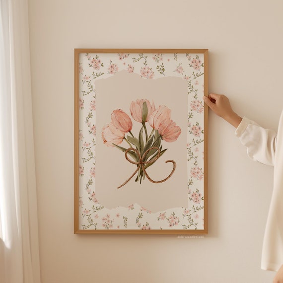 Vintage Tulip Print Dainty Wall Art Prints Flower Poster Aesthetic Printable Art Pink Wall Print Vintage Decor Coquette Posters Girly Cute