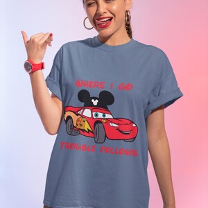 McQueen & Mater-T-shirt 'Where I Go Trouble Follows' | Disney Cars Couple-T-shirt McQueen Blue