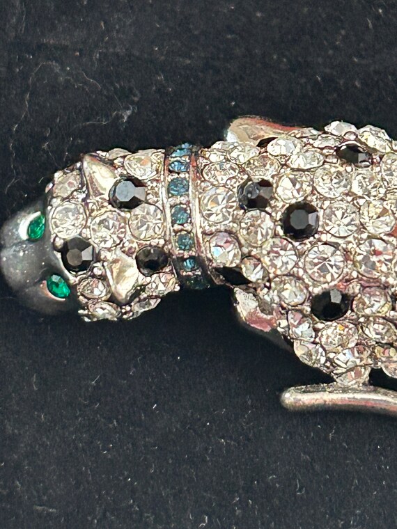 Vintage KJL rhinestone leopard brooch. Signed KJL… - image 3