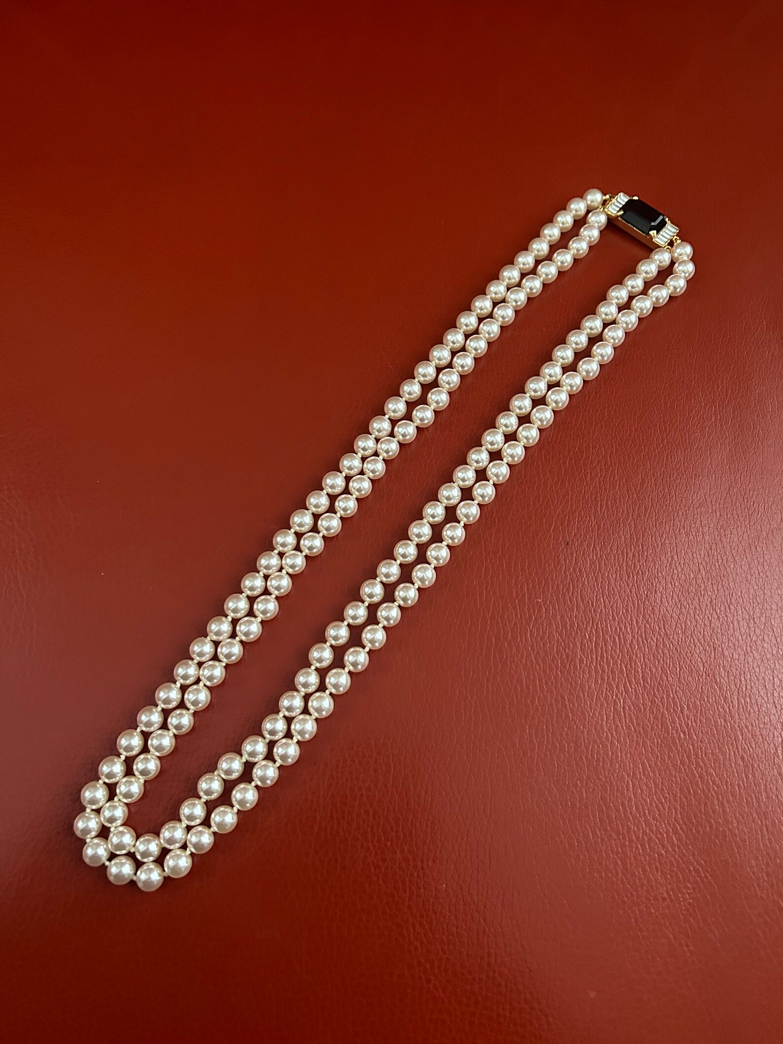 WS2023OCT137 (8M Swarovski Faux Pearl Necklace) main image 0
