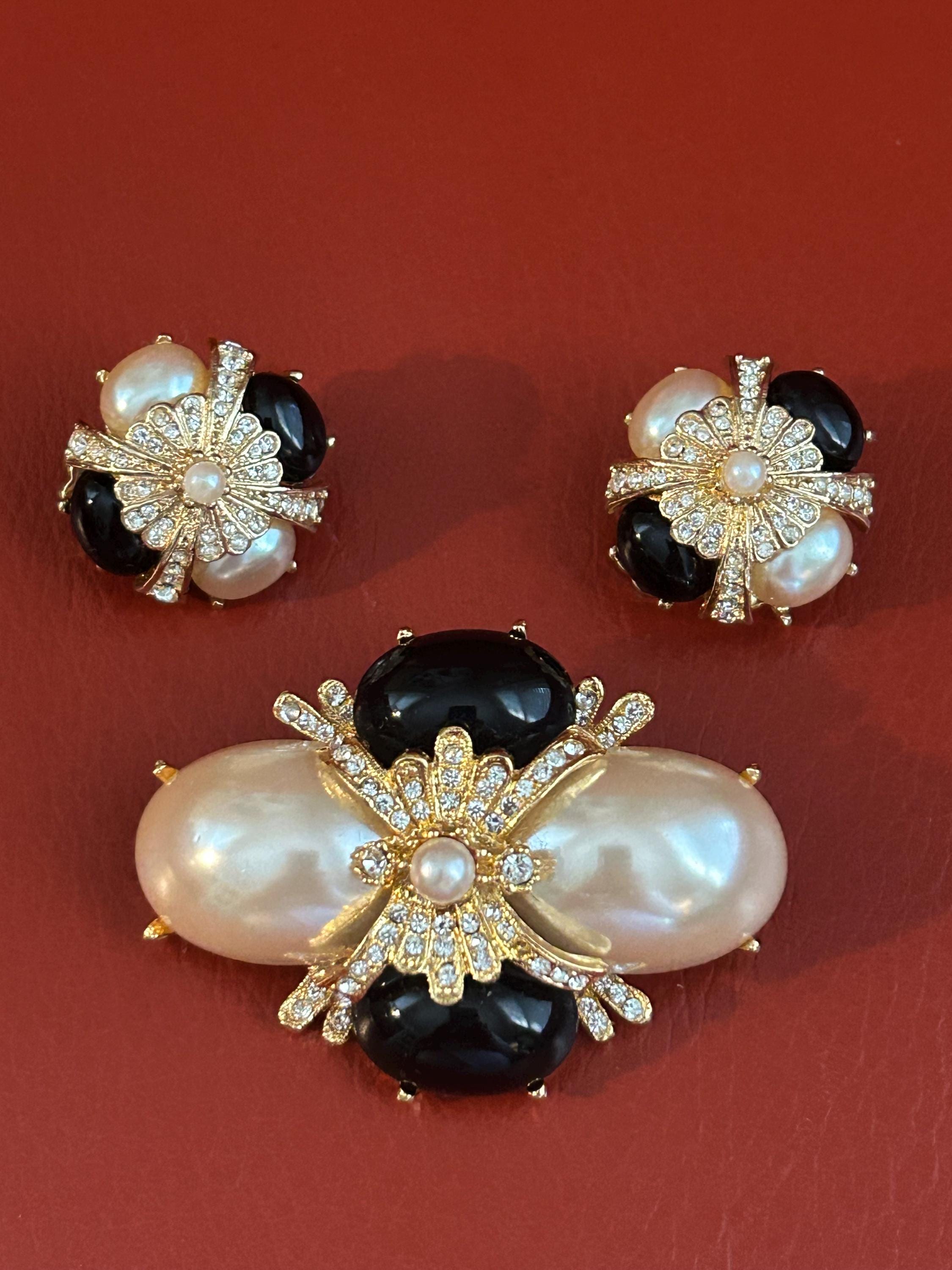 Joan Rivers Brooch - Etsy