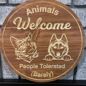 Custom Pet Sign – Personalized Wooden Pet Name Plaque, Dog & Cat Memorial or Gift, Pet Wall Art