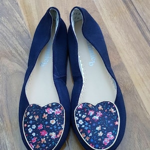 Boden Ladies GORGEOUS Flats Shoes Navy Suede Leather EU 37 UK 4 Brand new