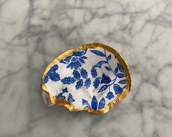 Oyster Shell Ring Trinket Dish, Decoupage Chinoiserie Jewelry Holder, Trinket Bowl Coastal Theme Decor, Bridesmaid gifts