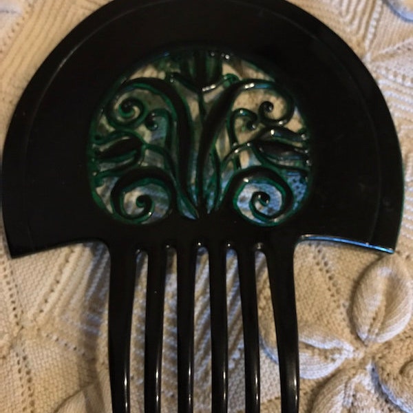 Enchanting Vintage 40's/50's Celluloid Spanish Style Hair Comb