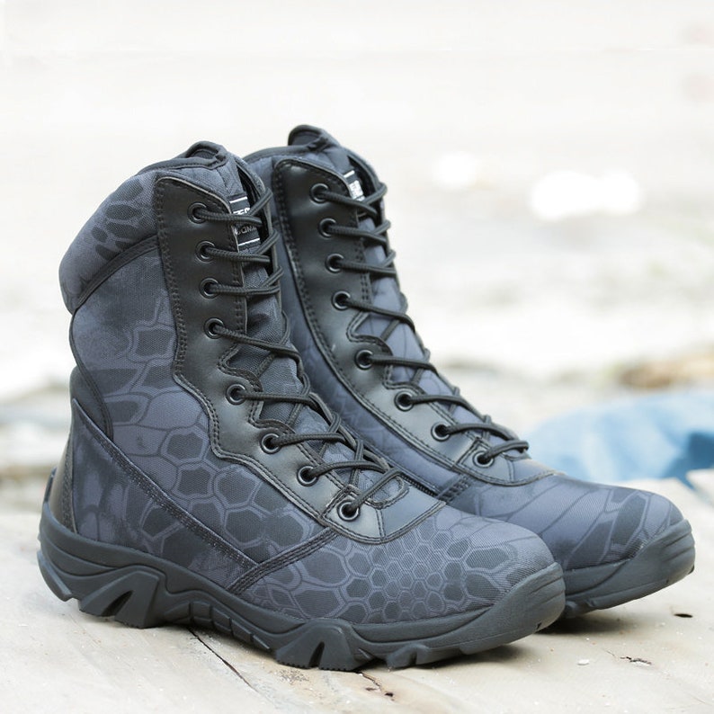 mens camo hiking boots